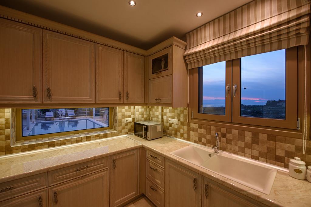 Golden Sky Villa Kamilari Luaran gambar